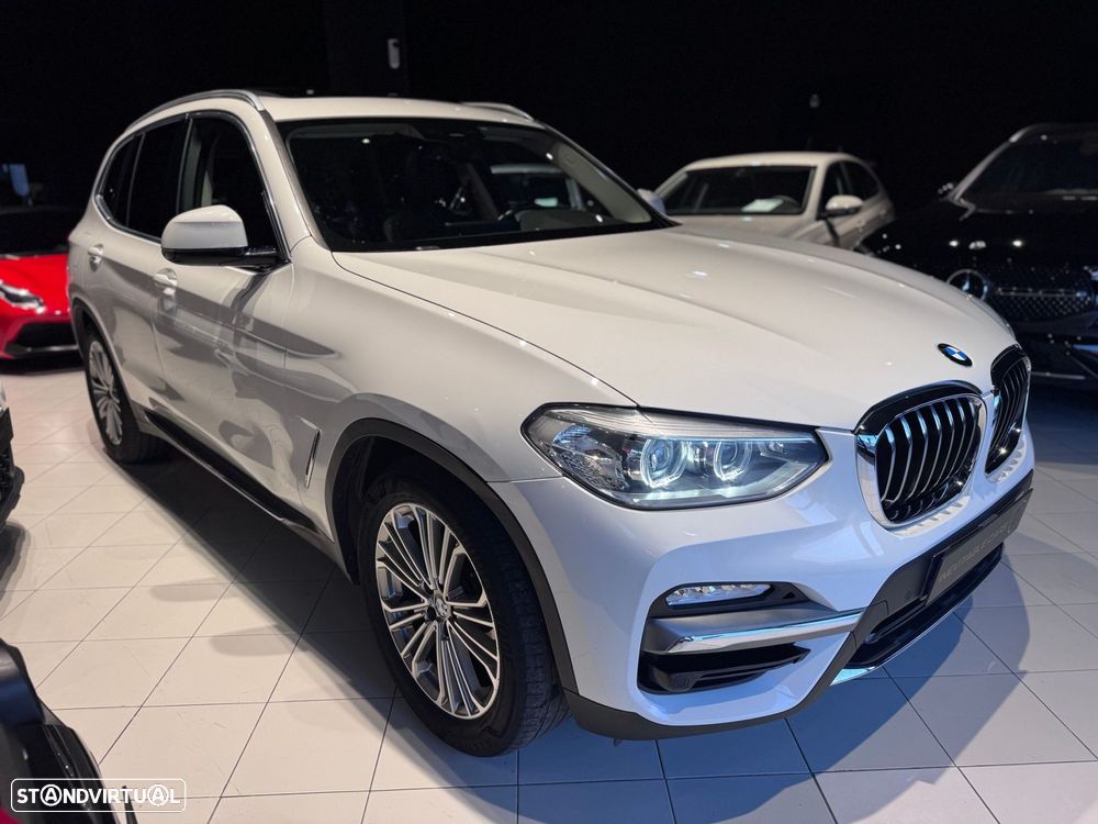 BMW X3 20 d xDrive Line Luxury - 3