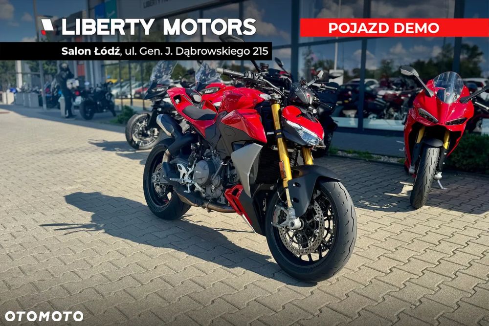 Ducati Streetfighter V2 - 1