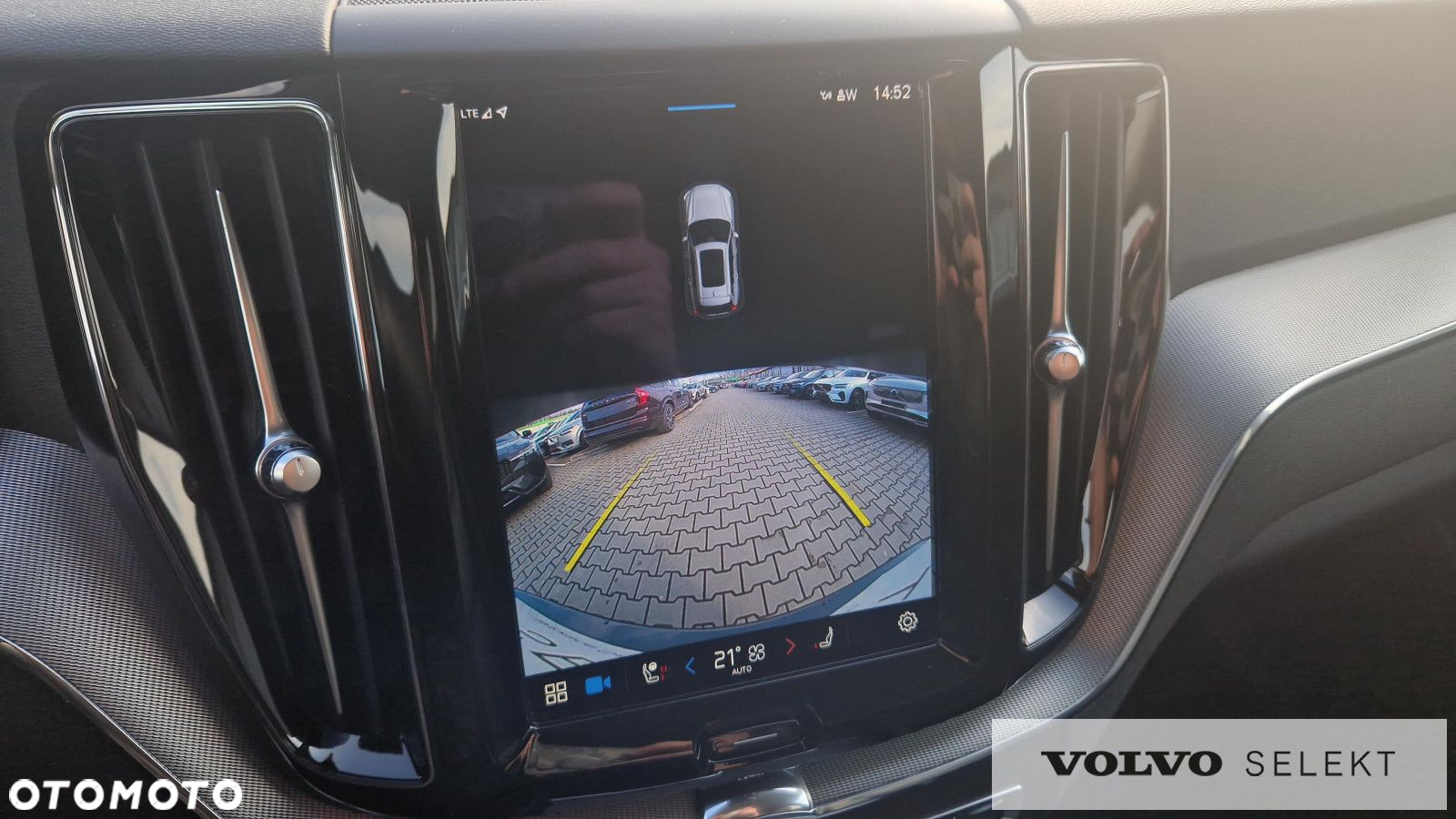 Volvo XC 60 - 24