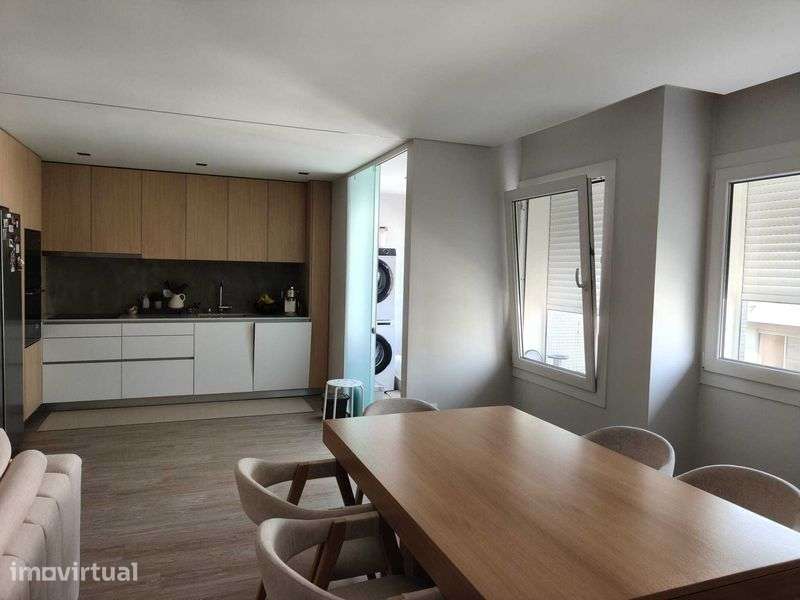 APARTAMENTO T3 totalmente renovado | Braga - Grande imagem: 3/12