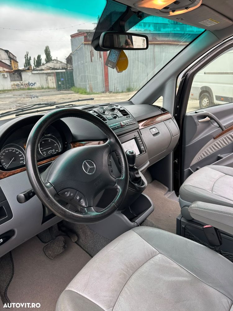 Mercedes-Benz Viano - 11