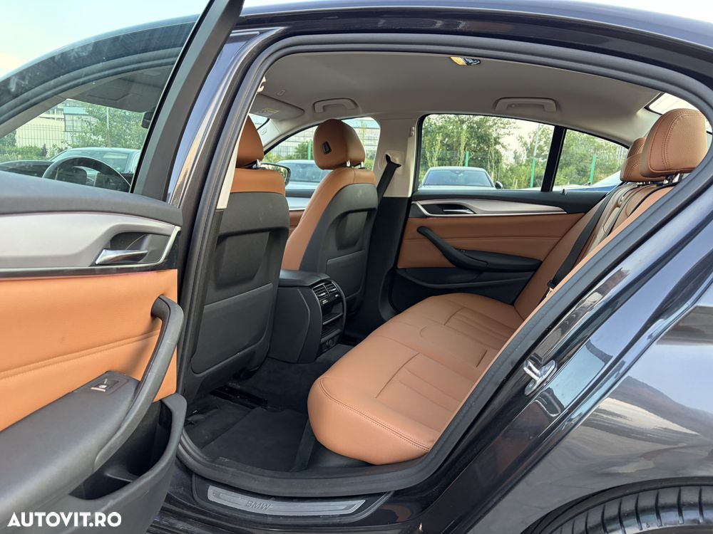 BMW Seria 5 520i Aut. - 8