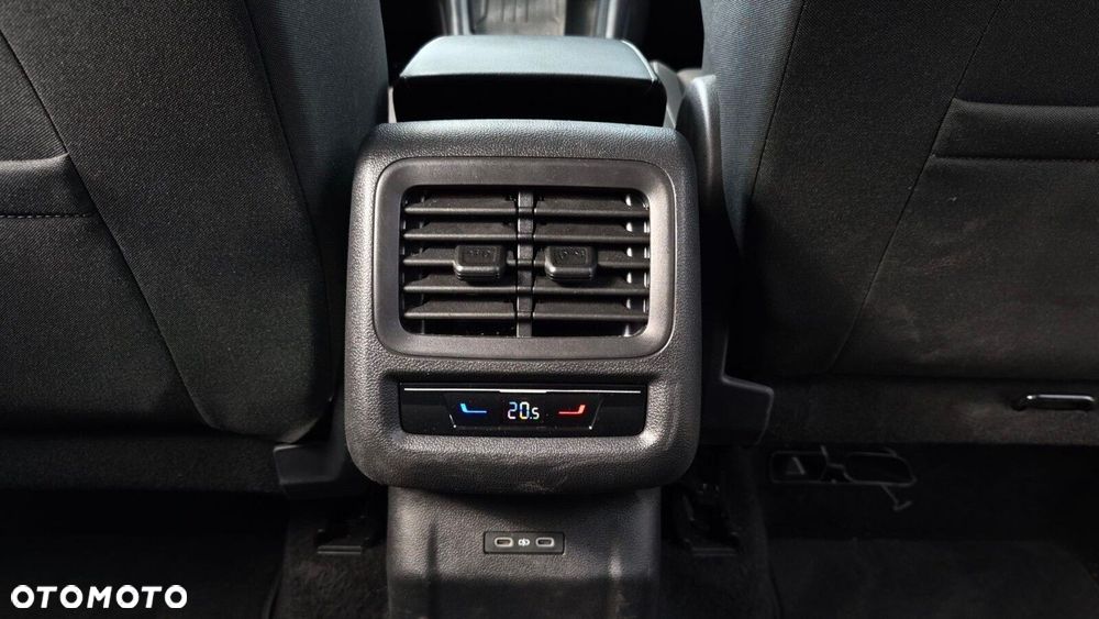 Volkswagen T-Roc 1.5 TSI Life DSG - 14