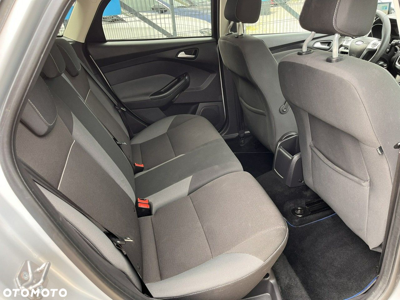 Ford Focus 1.6 Ambiente - 23