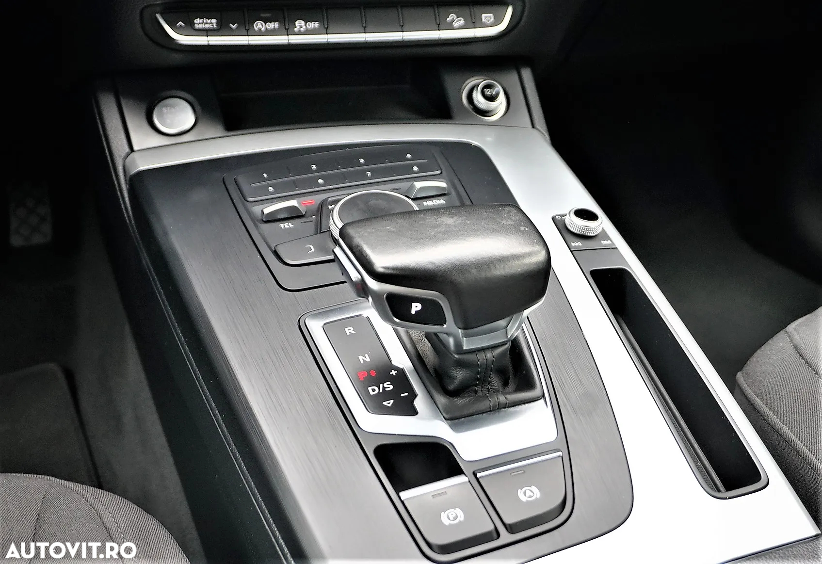 Audi Q5 2.0 40 TDI quattro S tronic Sport - 24