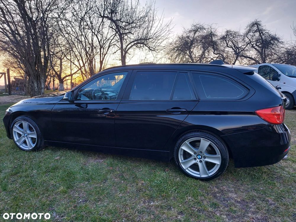 BMW Seria 3 318d DPF - 13