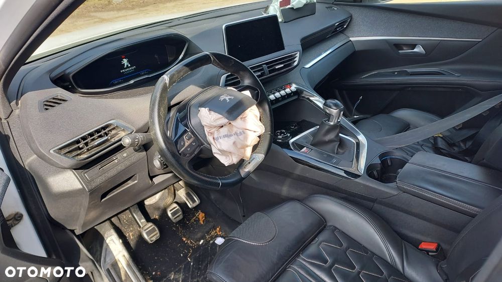 Peugeot 5008 HDI 150 Allure - 9