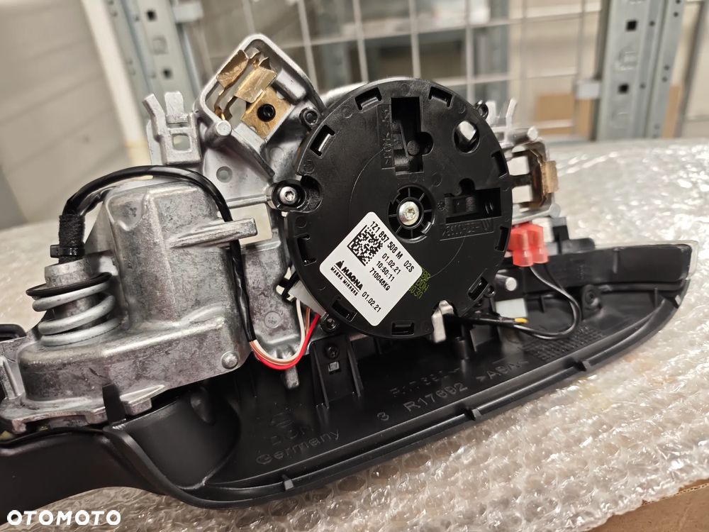 Obudowa lusterka Skoda Octavia (prawa strona) - 1