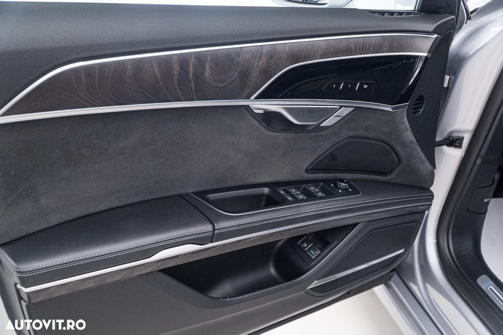 Audi A8 60 TFSI e quattro Tiptronic PHEV - 31