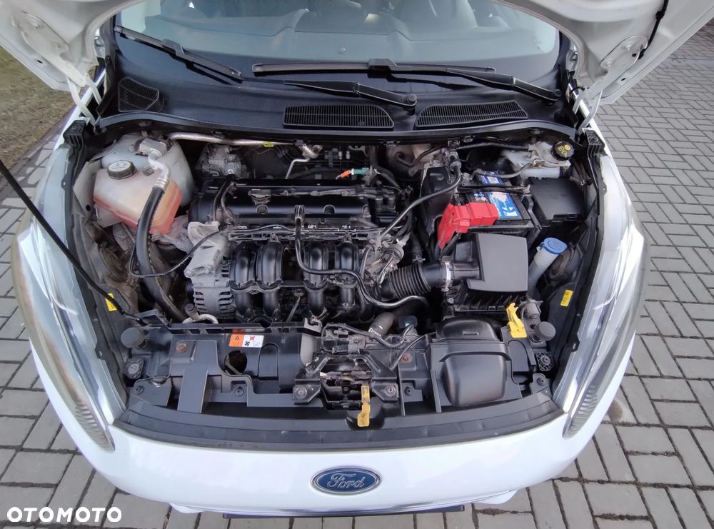 Ford Fiesta 1.25 Champions Edition - 34