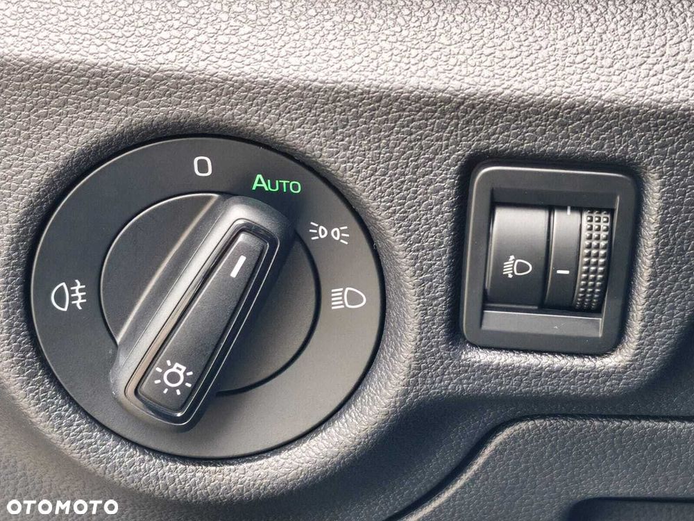 Skoda Kamiq 1.5 TSI Ambition DSG - 21
