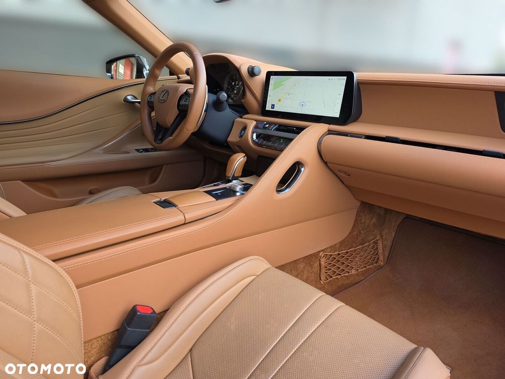 Lexus LC 500 Superturismo - 14