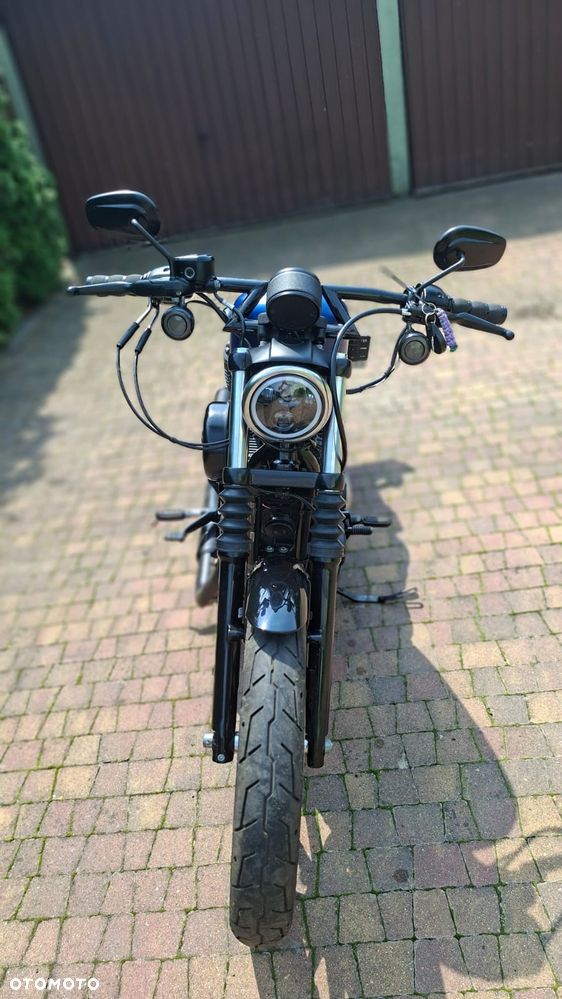 Harley-Davidson Sportster Iron 883 - 13