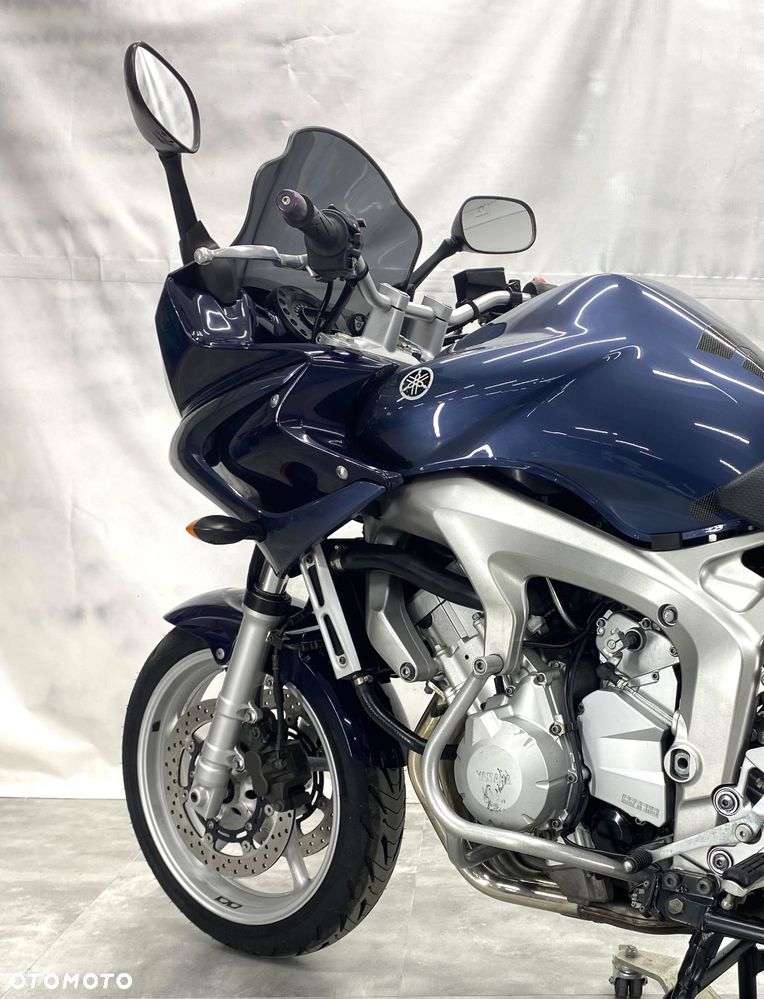 Yamaha FZ6 - 16
