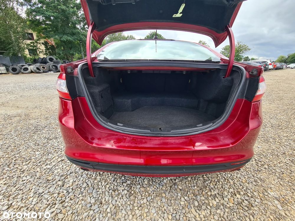 Ford Mondeo 2.0 Hybrid Titanium - 21