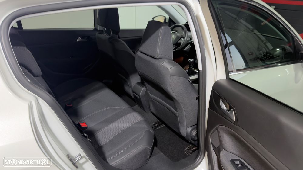 Peugeot 308 PureTech 130 Allure - 15