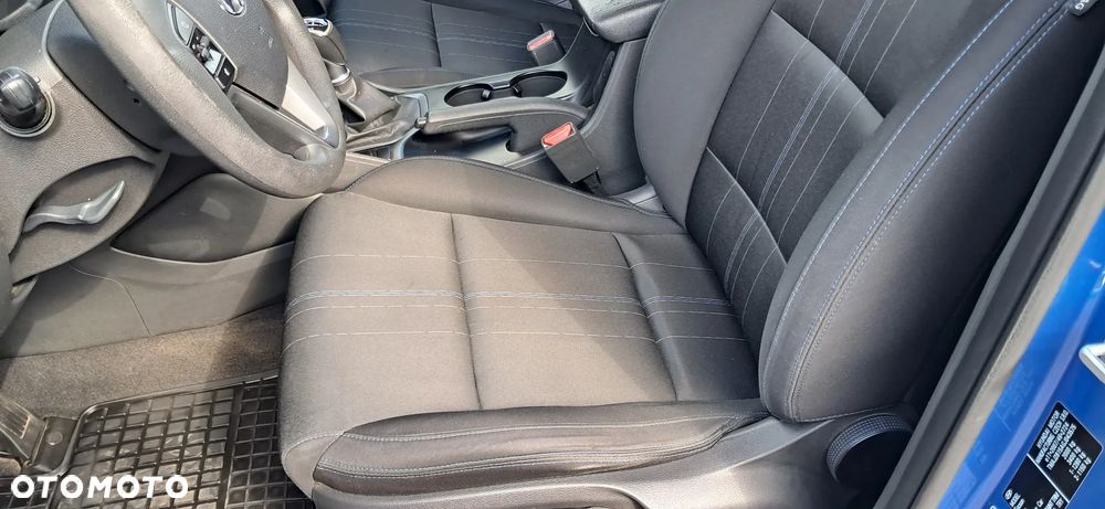 Hyundai Tucson 1.7 CRDI BlueDrive Comfort 2WD - 10