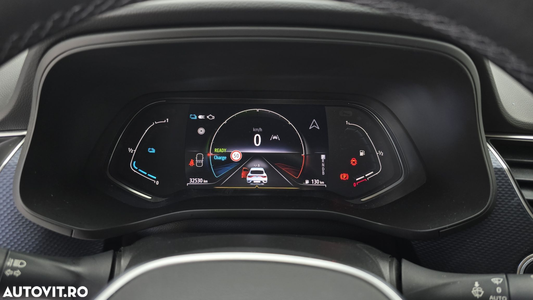 Renault Arkana E-TECH 145 Evolution - 16