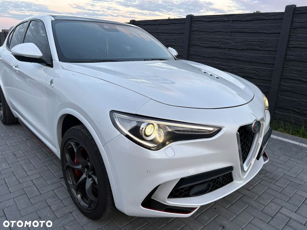 Alfa Romeo Stelvio 2.9 V6 Bi-Turbo Quadrifoglio Q4 - 28