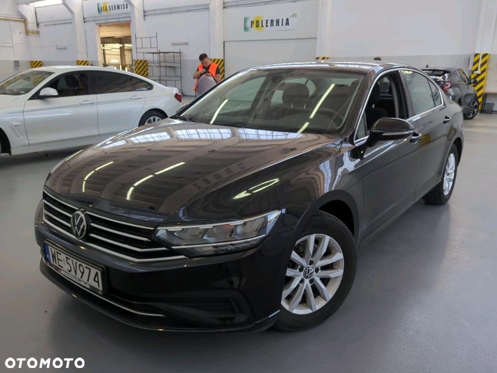 Volkswagen Passat 1.5 TSI EVO Business DSG - 1