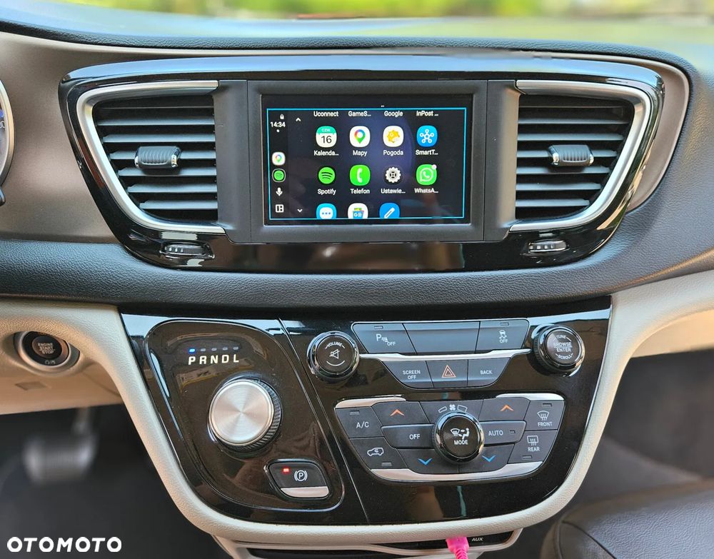 Chrysler Pacifica - 20