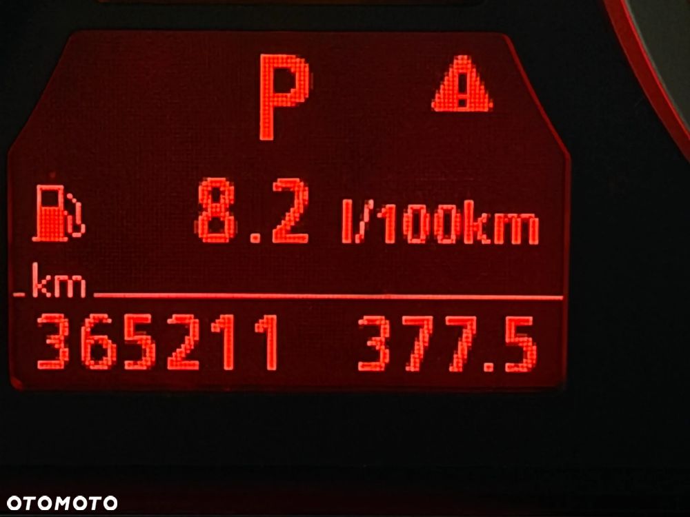 BMW Seria 5 525d - 21