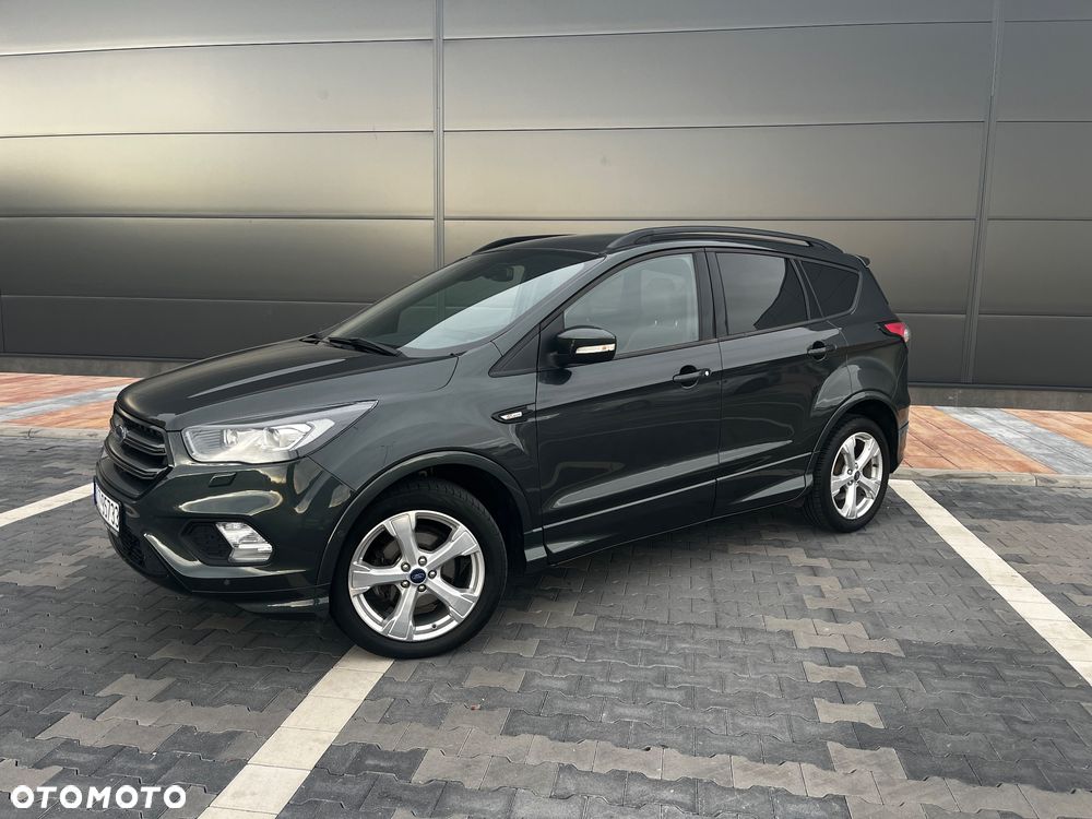 Ford Kuga 1.5 EcoBoost 2x4 ST-Line - 3