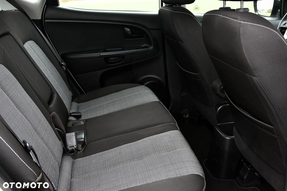 Kia Venga 1.6 M - 25