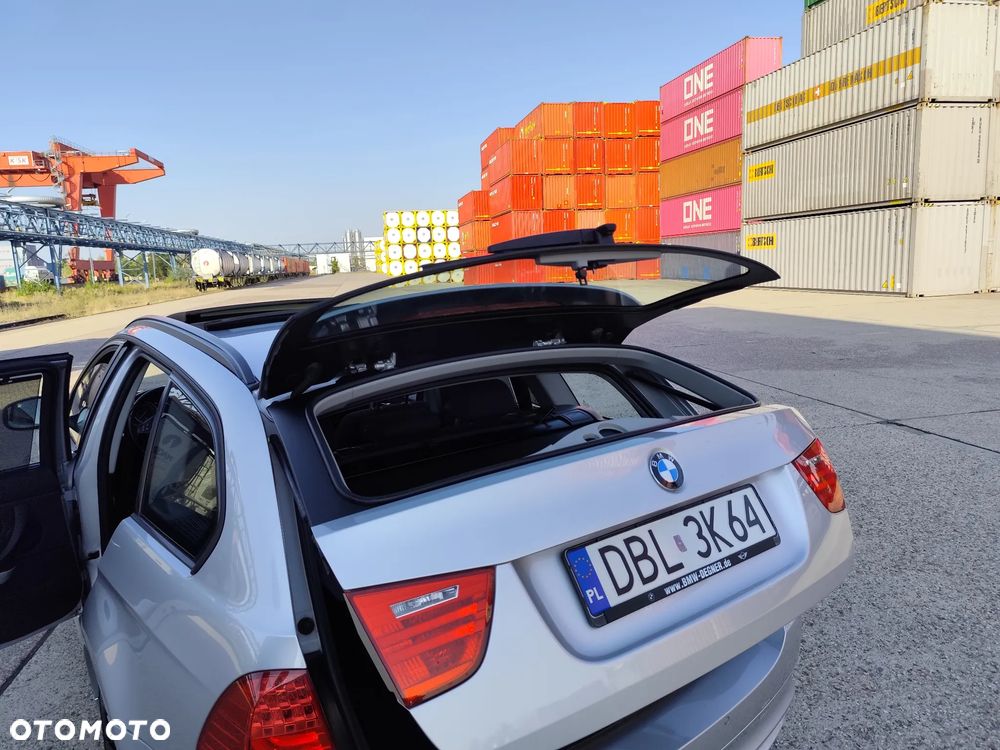 BMW Seria 3 318d DPF Edition Sport - 26