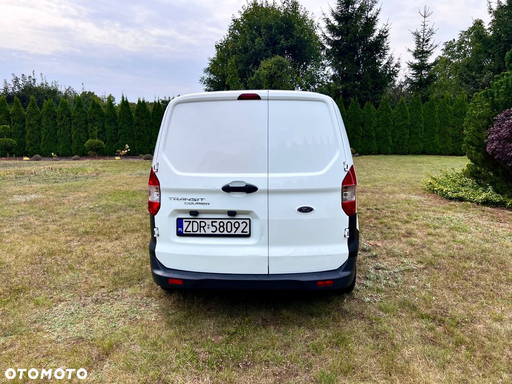 Ford Transit Courier - 6