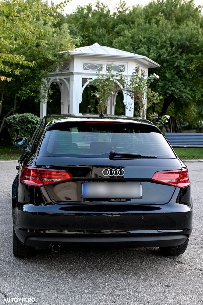 Audi A3 1.6 TDI Sportback S tronic design - 9