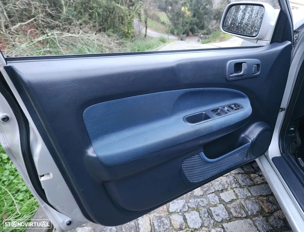 Honda HR-V 1.6 LS - 14