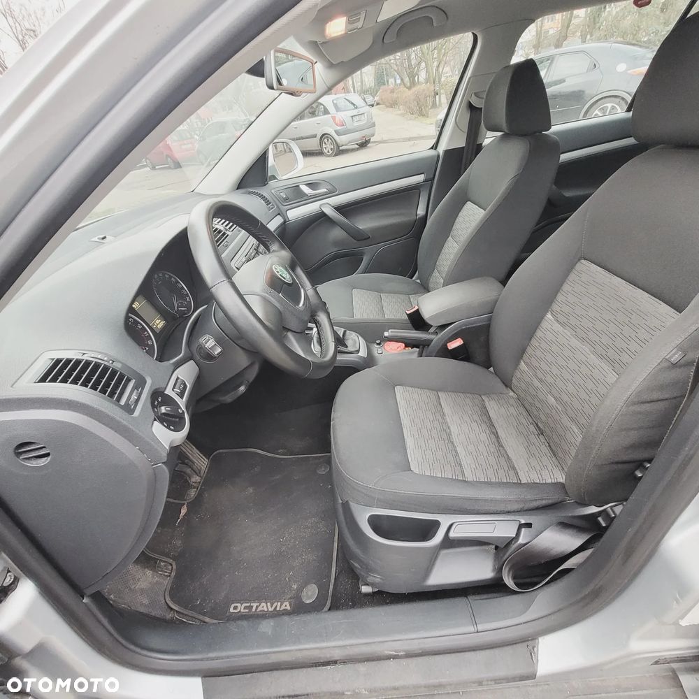Skoda Octavia 1.6 TDI Ambition - 8