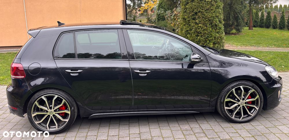 Volkswagen Golf VI 2.0 TSI GTI - 15