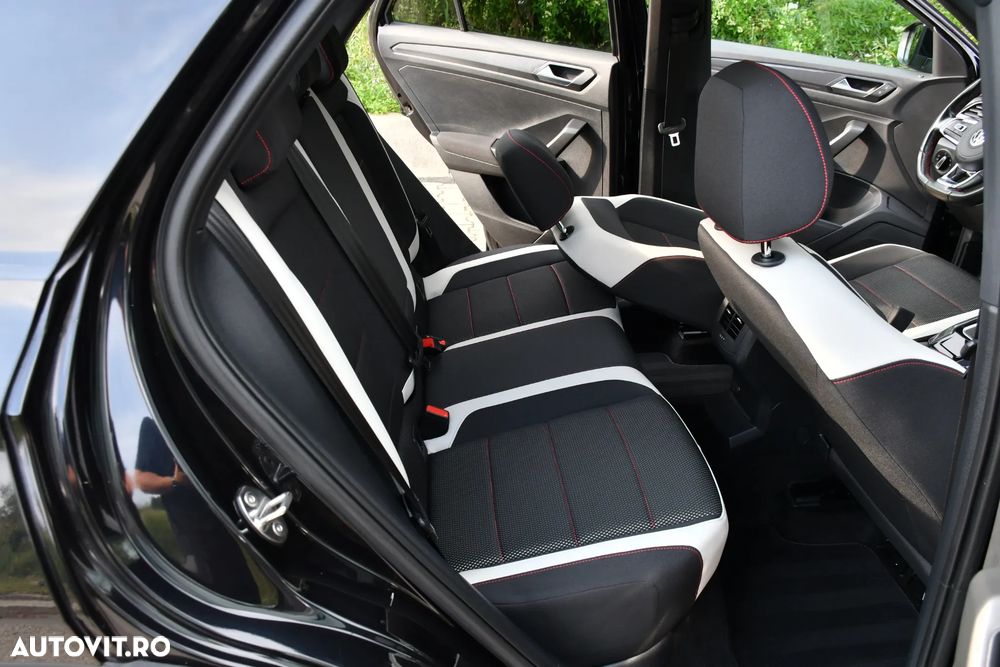 Volkswagen T-Roc 2.0 TDI SCR DSG Sport - 24