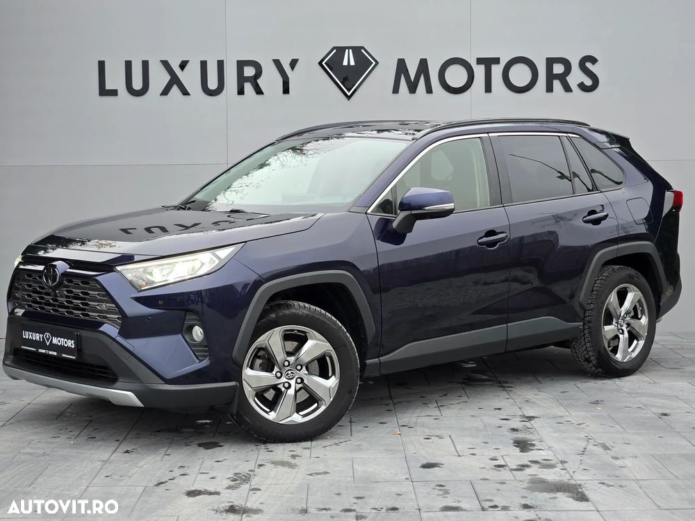 Toyota RAV4 - 1