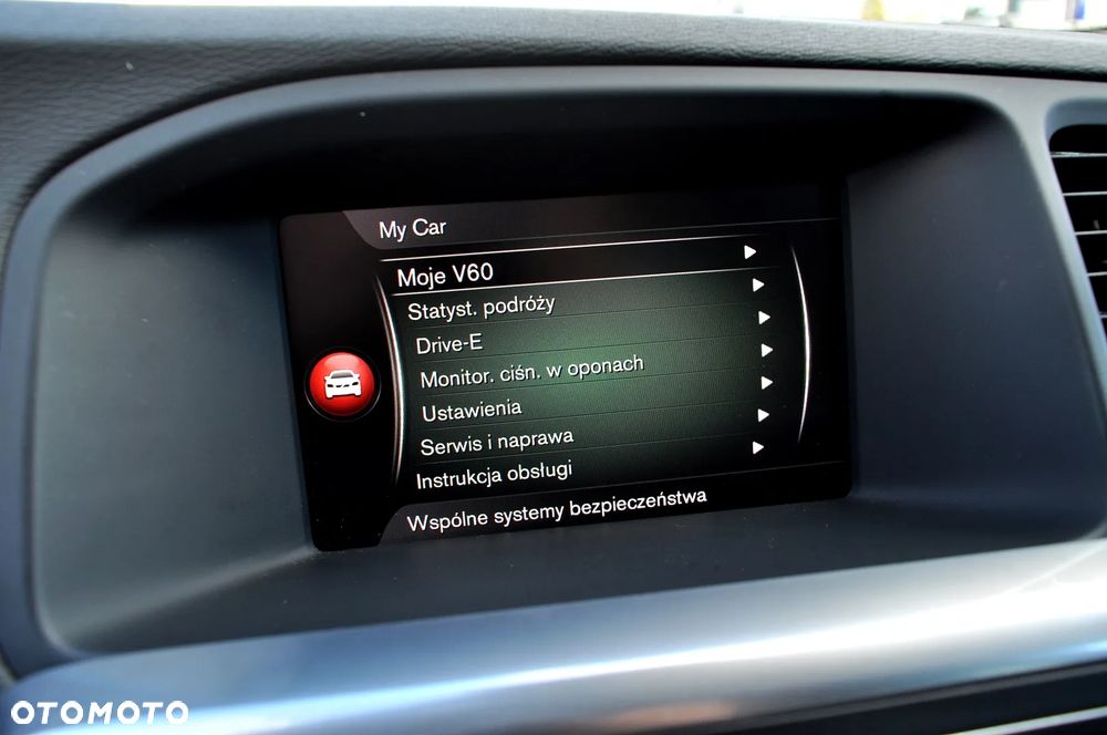 Volvo V60 Cross Country D3 Drive-E Summum - 36