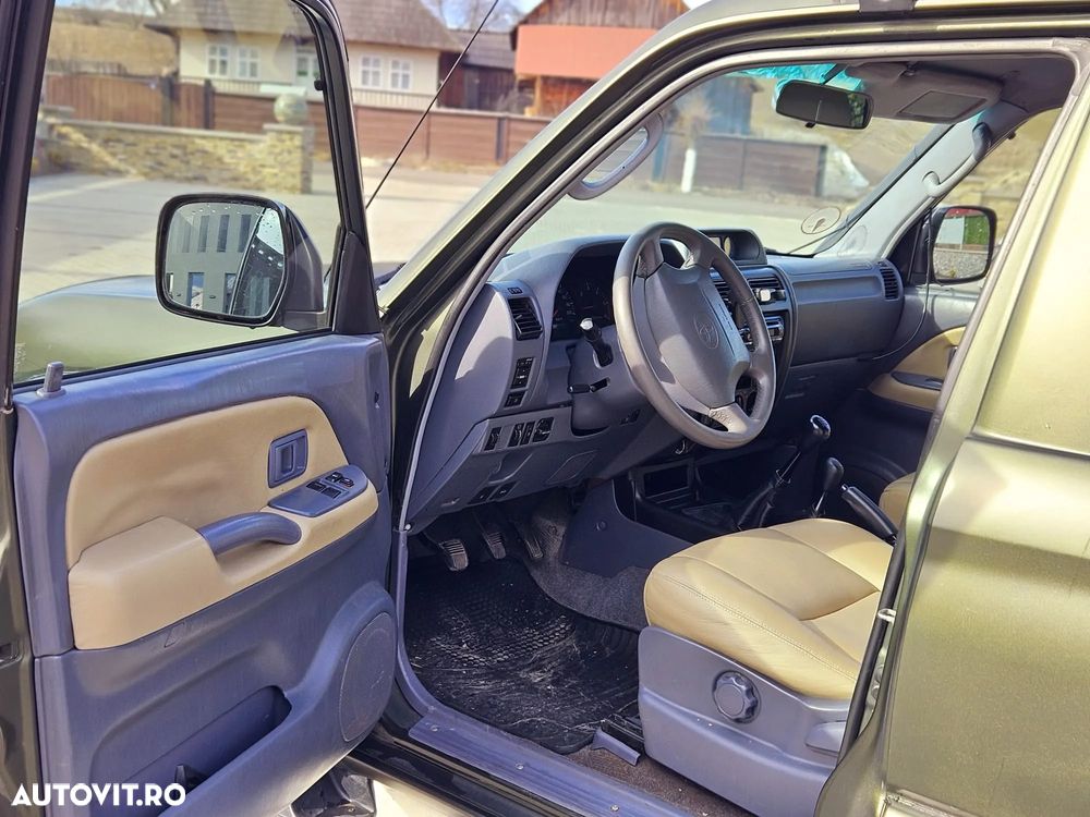 Toyota Land Cruiser - 5