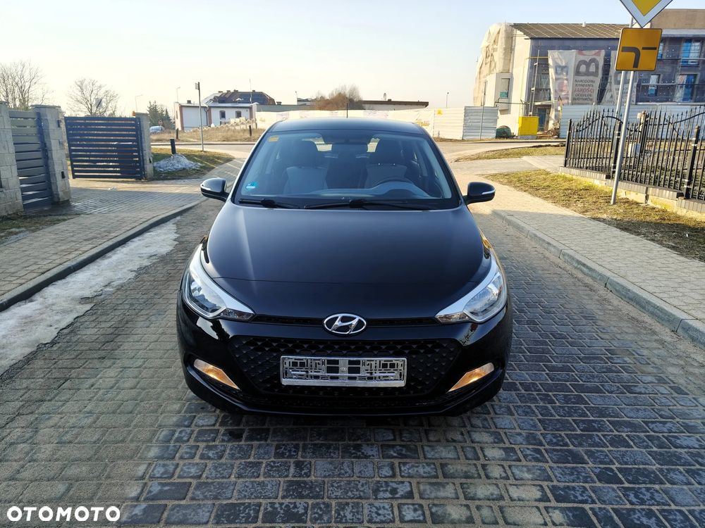 Hyundai i20 blue 1.2 - 2