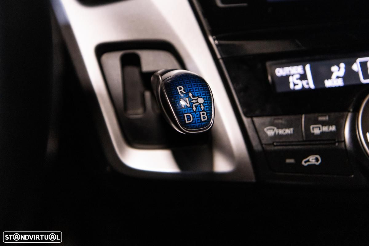 Toyota Prius+ - 32