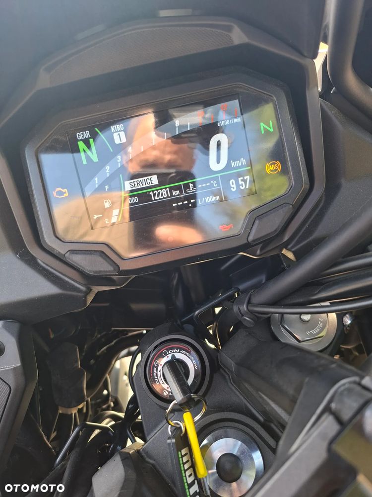 Kawasaki Versys 650 - 12