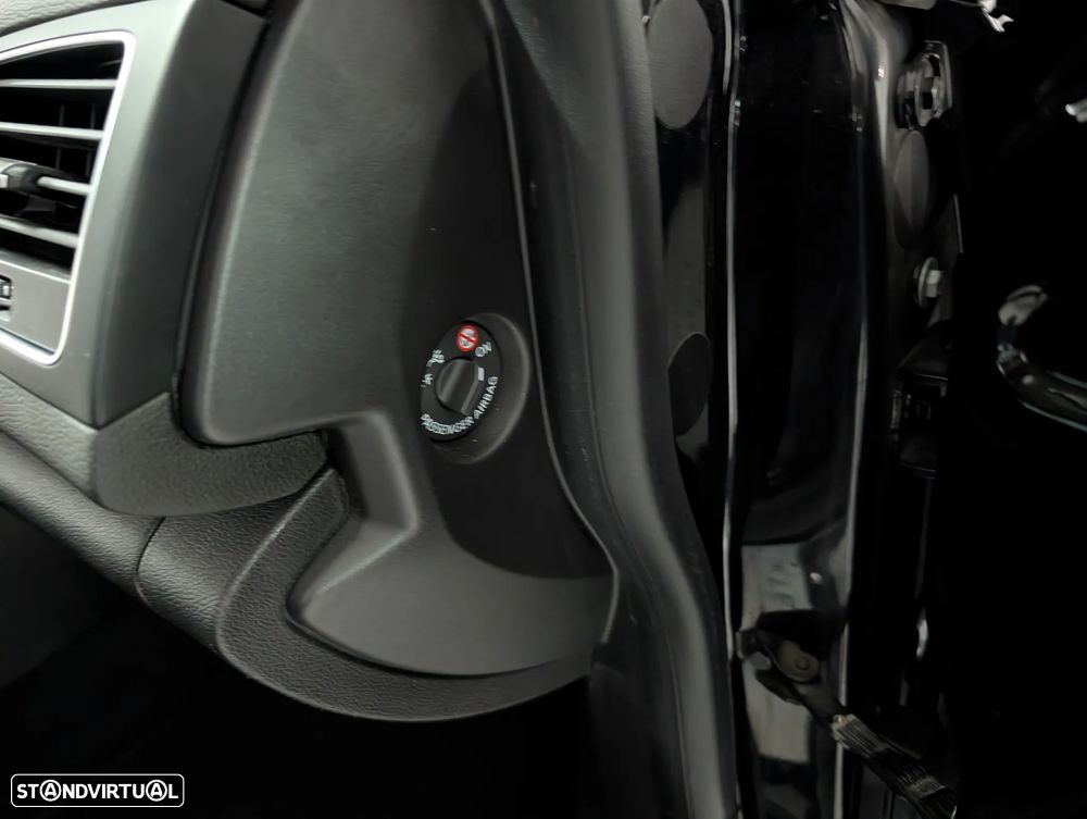 Renault Mégane Sport Tourer 1.3 TCe Limited - 8