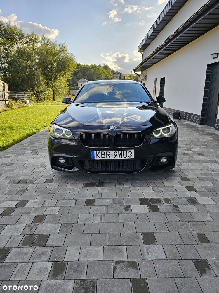 BMW Seria 5 520d xDrive - 1