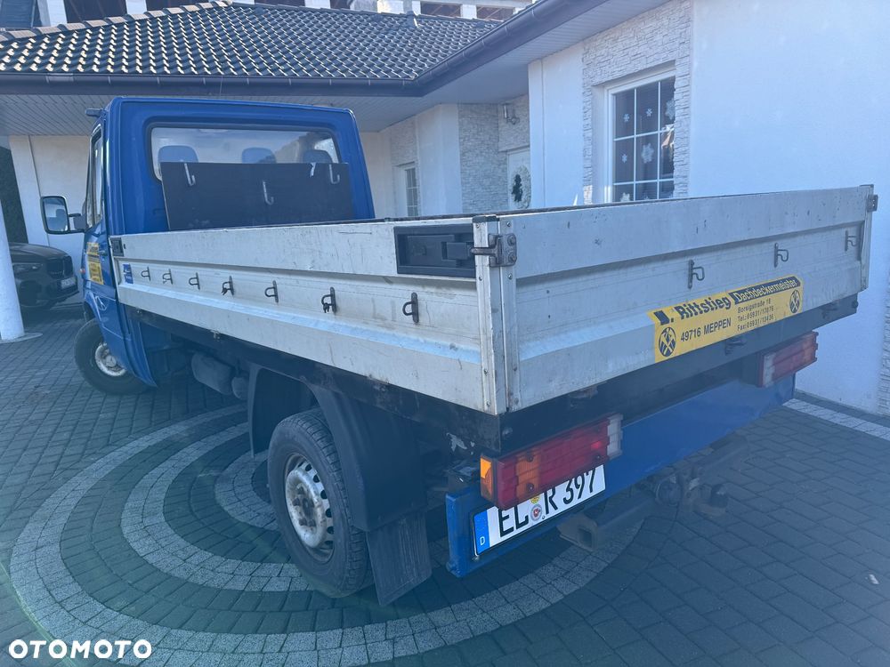 Mercedes-Benz SPRINTER - 4