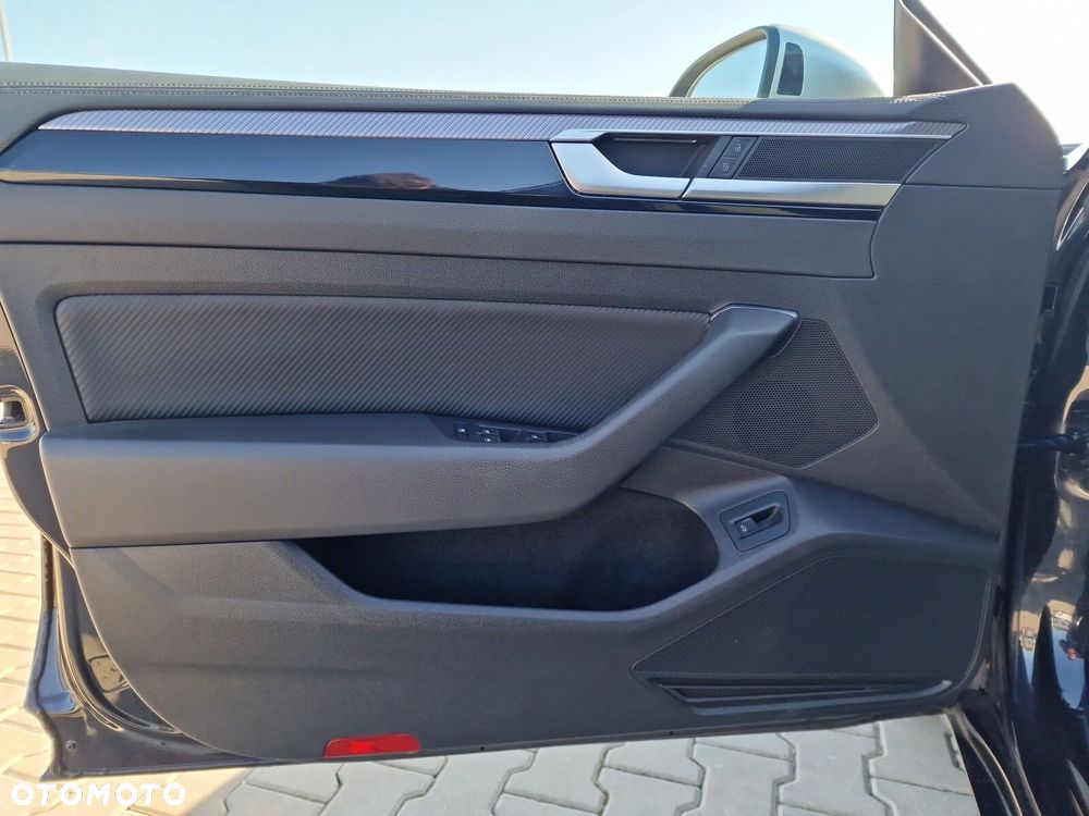 Volkswagen Arteon 2.0 TSI 4Motion R DSG - 12