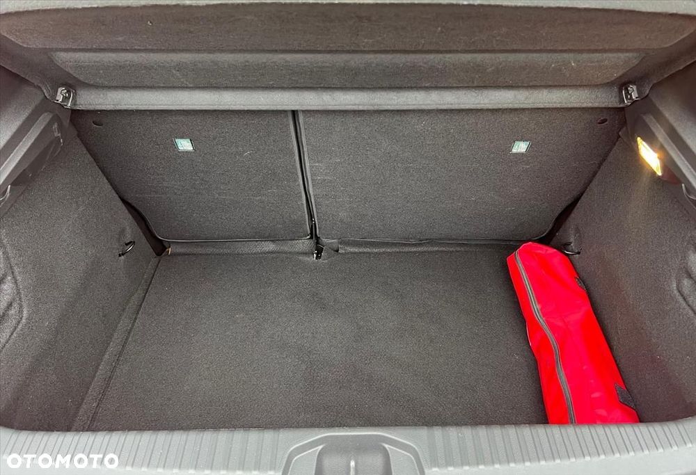 Renault Clio 1.0 TCe Evolution - 20