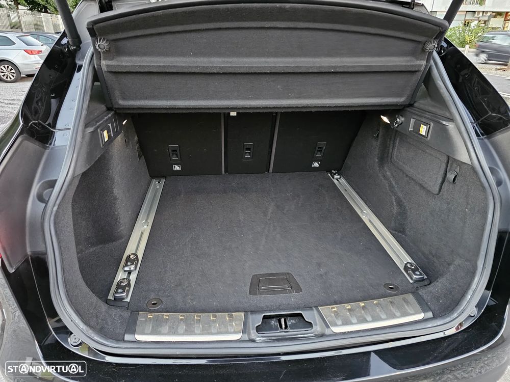 Jaguar F-Pace 20d Aut. R-Sport - 14