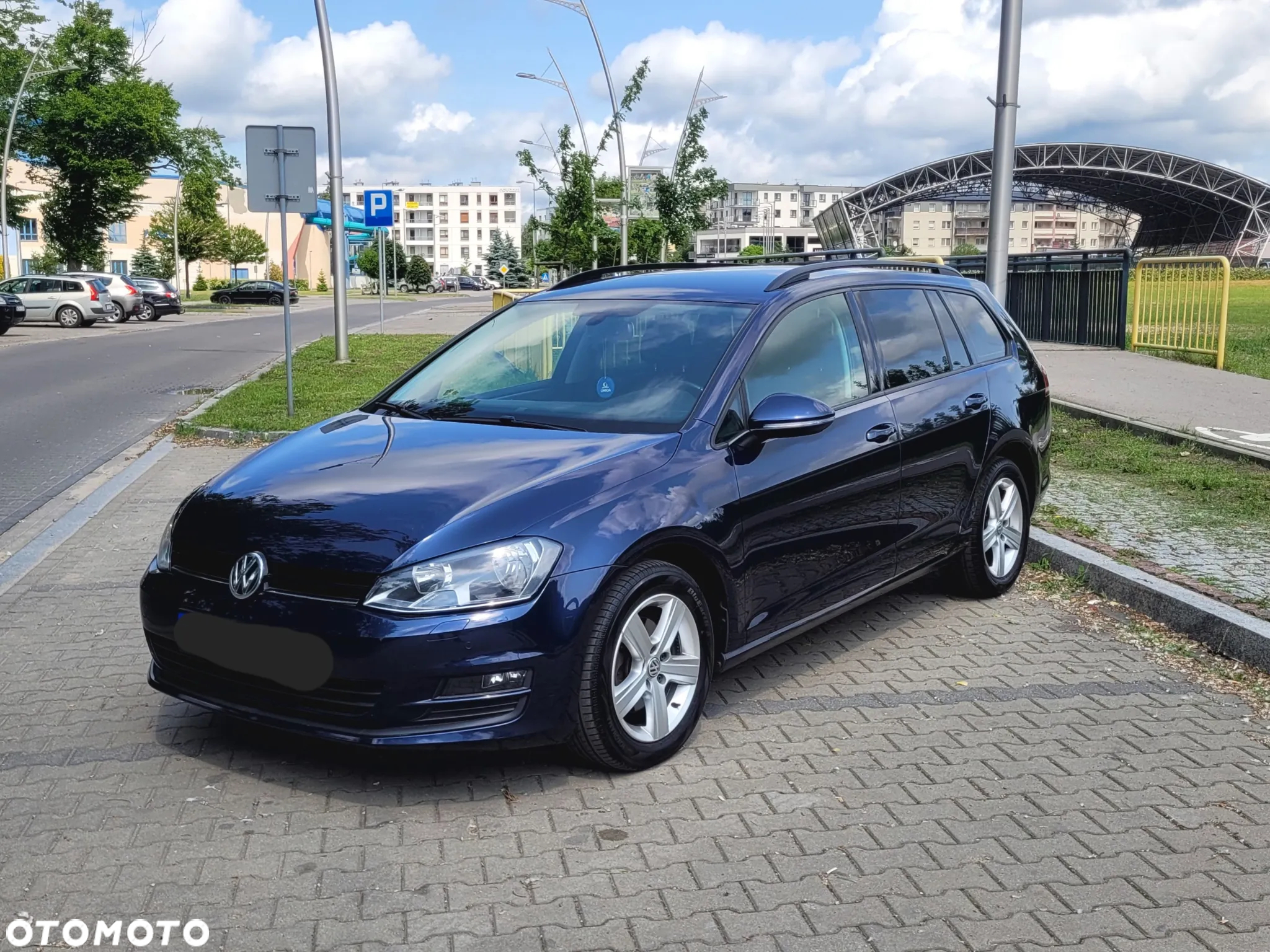 Volkswagen Golf 2.0 BlueTDI Highline - 3