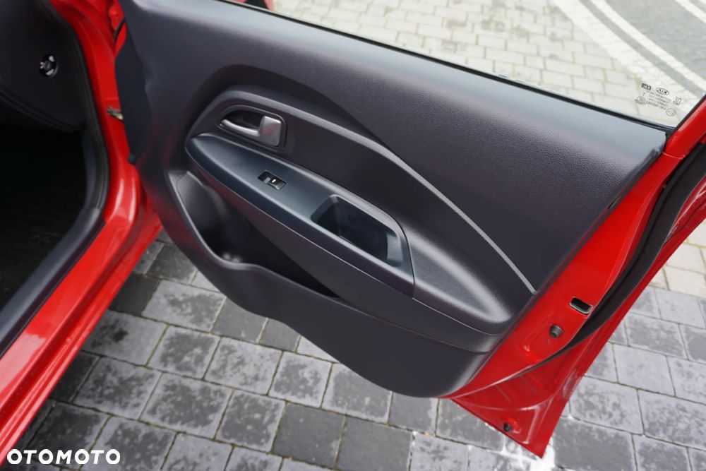 Kia Rio 1.2 L - 18