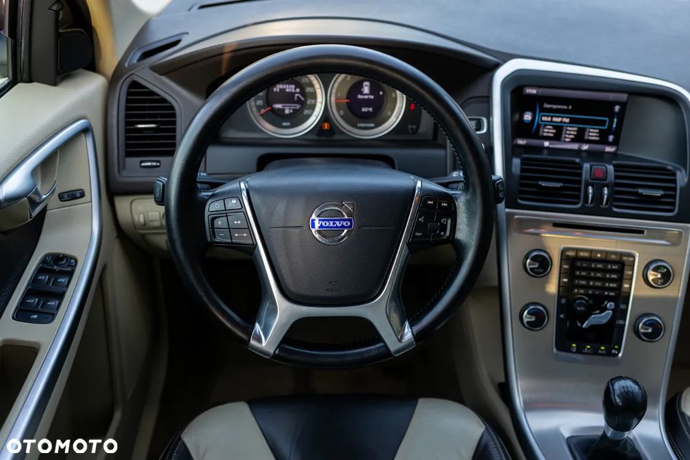 Volvo XC 60 DRIVe Momentum - 30